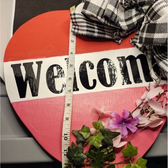 Hand Crafted Heart Shaped Welcome Sign Wooden Floral Decoration 12" Front Door - Picture 2 of 14